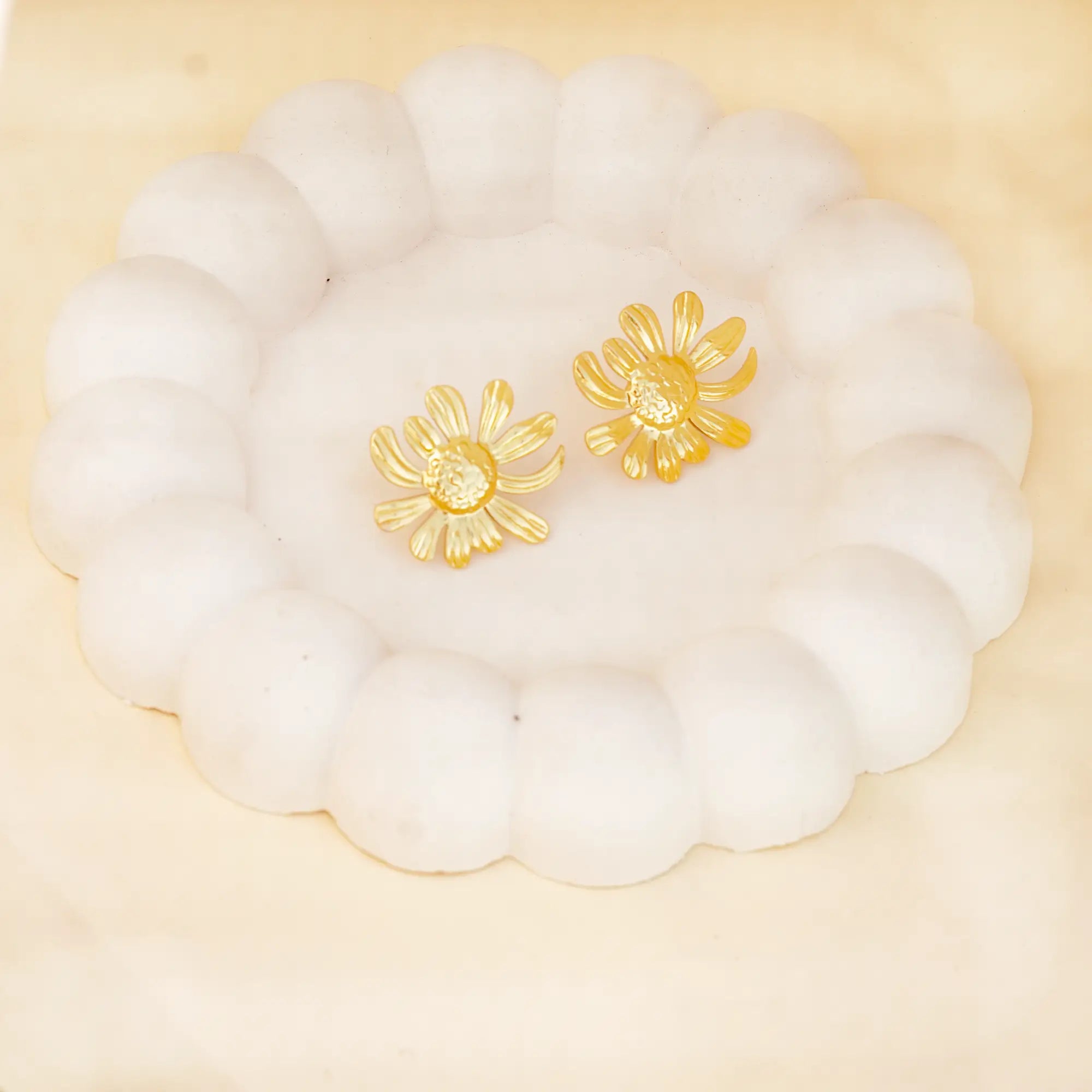 Golden Flower Non-Tarnish Jewelry Studs Earrings