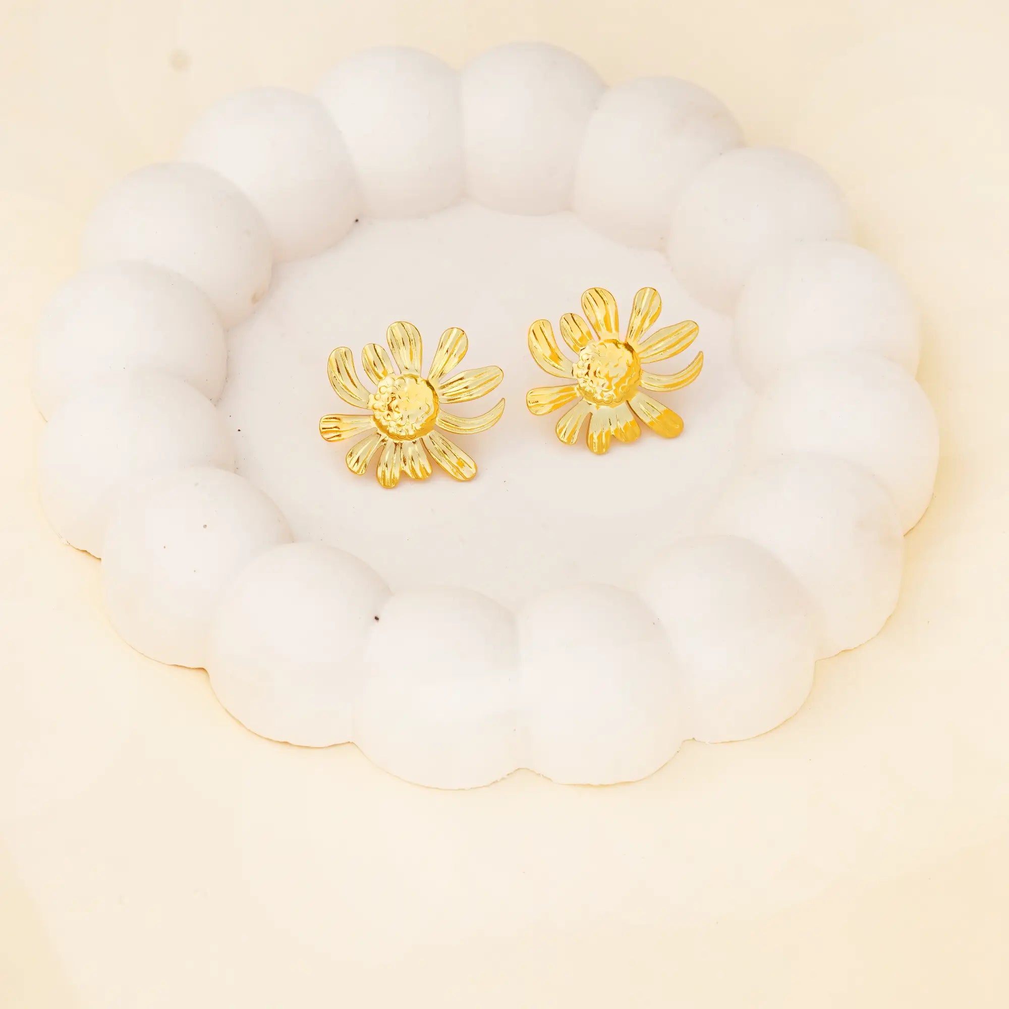 Golden Flower Non-Tarnish Jewelry Studs Earrings